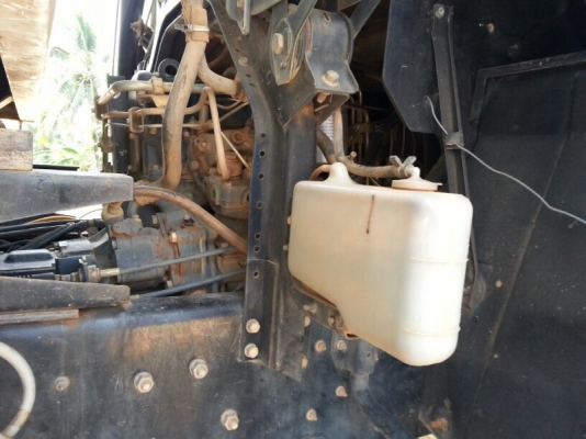 รถอีซูซุ  10 ล้อดั้ม FXZ  270 แรงม้า. ปี 50  ( รถวิ่ง 2xx,xxx กว่า กม. )  สนใจติดต่อ 081 - 6079515