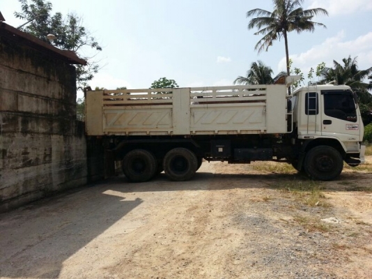 รถอีซูซุ  10 ล้อดั้ม FXZ  270 แรงม้า. ปี 50  ( รถวิ่ง 2xx,xxx กว่า กม. )  สนใจติดต่อ 081 - 6079515