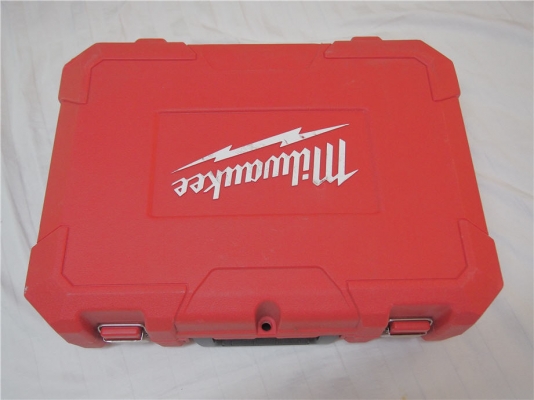 ปลั๊กอยู่ไกลไฟดับไม่ต้องกลัวเมื่อมี สว่านโรตารี่ไร้สาย MILWAUKEE 2605-22 SDS 18โวลท์ ปลั๊กอยู่ไกลไฟดับไม่ต้องกลัวเมื่อมี สว่านโรตารี่ไร้สาย MILWAUKEE 2605-22 SDS 18โวลท์