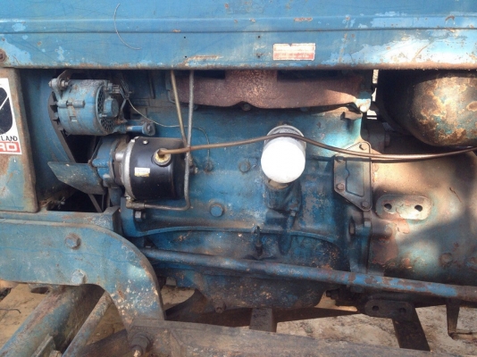 ขายรถไถเพลาเดียว FORD 6610 เครื่อง T3 มีอุปกรณ์ 2 ชิ้น มีดันหน้ากับจาน7 สนใจโทร 081-970-1072