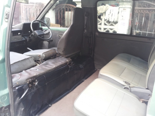 ขาย รถตู้เล็ก KM 36 เดิมๆ เครื่อง5K เกียร์ออโต้ ขาย รถตู้เล็ก KM 36 เดิมๆ เครื่อง5K เกียร์ออโต้