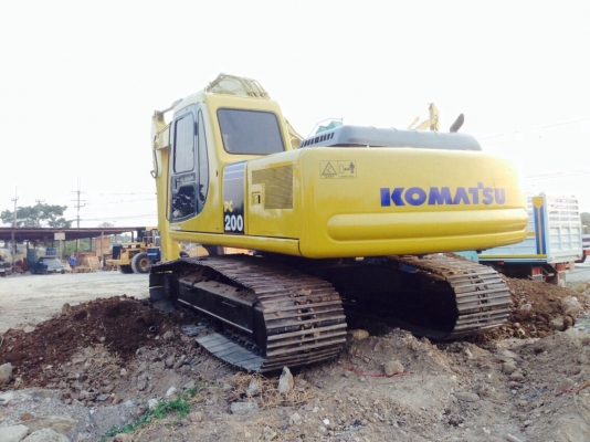 ขายรถแมคโครPC200-6 สภาพพร้อมใช้ สนใจติดต่อ บอย 085-156-2314 ขายรถแมคโครPC200-6 สภาพพร้อมใช้ สนใจติดต่อ บอย 085-156-2314