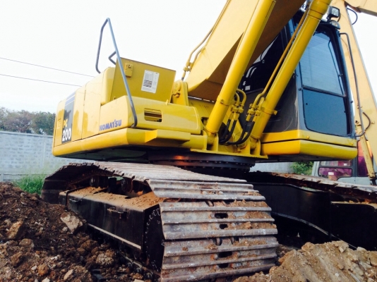 ขายรถแมคโครPC200-6 สภาพพร้อมใช้ สนใจติดต่อ บอย 085-156-2314 ขายรถแมคโครPC200-6 สภาพพร้อมใช้ สนใจติดต่อ บอย 085-156-2314