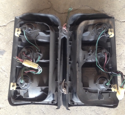 ขายอะไหล่รถตู้ mitsubishi L300 นิดหน่อย ขายอะไหล่รถตู้ mitsubishi L300 นิดหน่อย