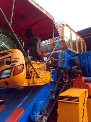 ขายรถเกี่ยวศักดิ์พัฒนา km47 พร้อมใช้งาน (สองงวดได้) ขายรถเกี่ยวศักดิ์พัฒนา km47 พร้อมใช้งาน (สองงวดได้)