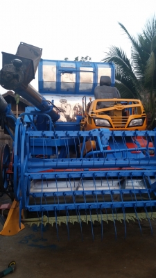 ขายรถเกี่ยวศักดิ์พัฒนา km47 พร้อมใช้งาน (สองงวดได้) ขายรถเกี่ยวศักดิ์พัฒนา km47 พร้อมใช้งาน (สองงวดได้)