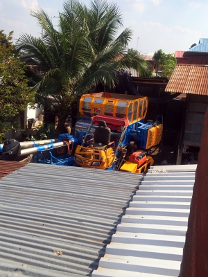 ขายรถเกี่ยวศักดิ์พัฒนา km47 พร้อมใช้งาน (สองงวดได้) ขายรถเกี่ยวศักดิ์พัฒนา km47 พร้อมใช้งาน (สองงวดได้)