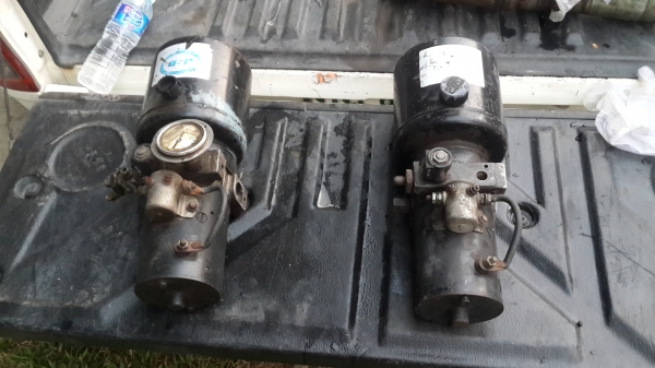 ปั๊มไฮดรอลิค 24V ครับ