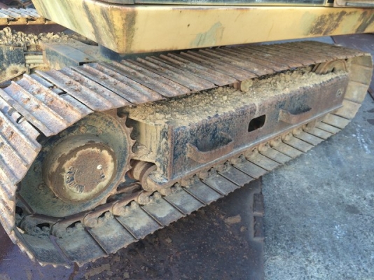 ขายรถ CAT E70B ปุ่น ชั่วโมงทำงานน้อย 3,013 ช.ม. สภาพดีมาก