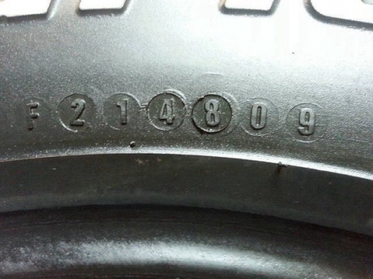 ขายยาง BF MUD KM2 265 x 75 x 16 ขายยาง BF MUD KM2 265 x 75 x 16