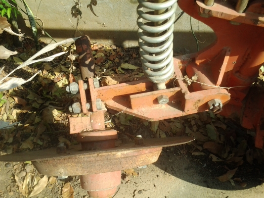 ขายตามสภาพพาน3ใบ18นิ้วติดกับรถไถคูโบต้า ขายตามสภาพพาน3ใบ18นิ้วติดกับรถไถคูโบต้า