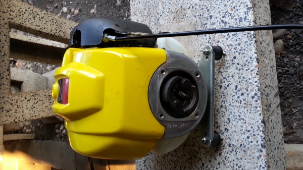 ขายเครื่อง 4 จังหวะ ขนาดเล็ก 2,200   สภาพใหม่