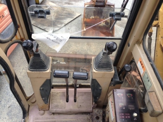 ขายรถ CAT 307SSR แทร็คเหล็ก หุ้มยาง ชั่วโมงทำงานน้อย 3,266 ช.ม. สภาพดี