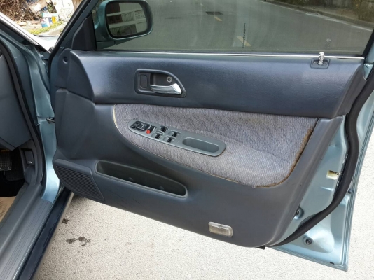 Honda accord 2.2 vtec ปี 96  ไม่ช้ำไม่โทรม รถสวยบางเดิม เกียร์ M/T ขับสนุก หมดกังวลเรื่องเกียร์พัง เกียร์กระตุก ติดแก๊ส lpg ระบบหัวฉีด Versus ใช้งานได้ทั้งแก๊สและน้ำมัน กระจกไฟฟ้าใช้ได้ทุกบาน ปรับและพับไฟฟ้า ฟิล์ม lamina