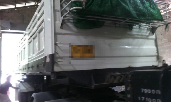 รถฮีโน่ 10 ล้อ หัวลาก 344 แรงม้า. ปี 54  ( ขายแม่ , ลูก )  สนใจติดต่อ 081 - 6079515