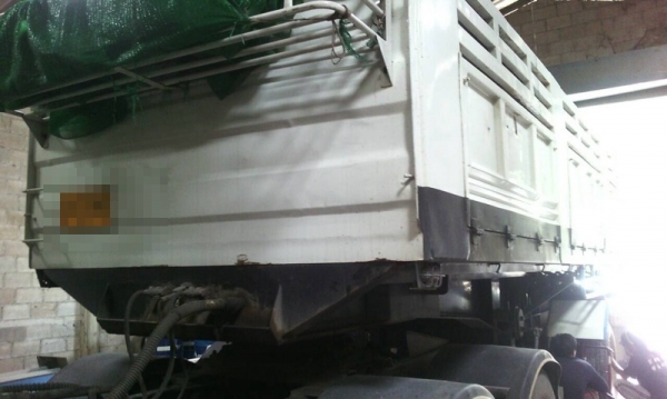 รถฮีโน่ 10 ล้อ หัวลาก 344 แรงม้า. ปี 54  ( ขายแม่ , ลูก )  สนใจติดต่อ 081 - 6079515