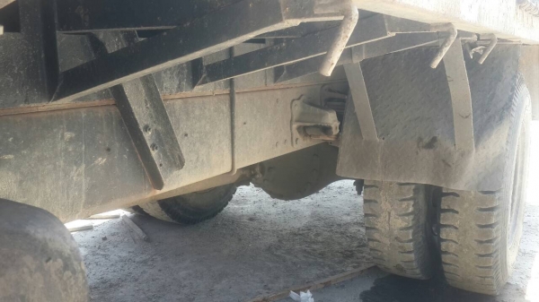 6ล้อพื้นเรียบ195แรง HINO FF3HHLA-10130 มีช่องติดตั้งเครน..รถห้างแท้เล่มพร้อม..