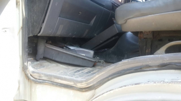 6ล้อพื้นเรียบ195แรง HINO FF3HHLA-10130 มีช่องติดตั้งเครน..รถห้างแท้เล่มพร้อม..