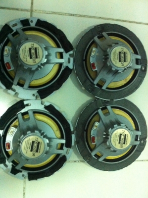 Pioneer 6" TS-J1600A 150W วอยเคฟล่า โครงอลูมิเนียมหล่อ แม่เหล็กเหลวนีโอ Pioneer 6" TS-J1600A 150W วอยเคฟล่า โครงอลูมิเนียมหล่อ แม่เหล็กเหลวนีโอ