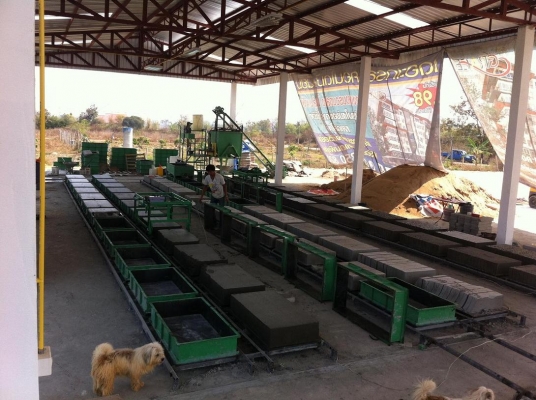 ขายชุดผลิตอิฐมวลเบากำลังผลิต 1000ก้อนต่อวัน ขายชุดผลิตอิฐมวลเบากำลังผลิต 1000ก้อนต่อวัน