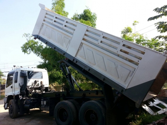 ขายรถบรรทุก 10 ล้อดัมพ์ ISUZU DECA 270 แรงม้าปี 2551 ซีเรียล 4000 กว่า ไมล์ 251675 กม.รถวิ่งหินเกร็ดทางเรียบ เล่มพร้อมโอน มีระบบลากพ่วง ราคา 1980000