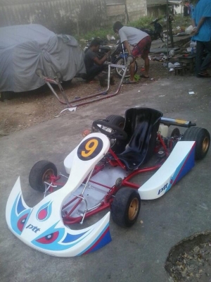 ขายรถโกคาร์ท ยามาฮ่า A100 วางเครื่องใหม่4จังหวะ เดินหน้า3เกียร์ ทอยหลัง1เกียร์ สตาร์ทไดร์ พร้อมแต่งไฟหน้าหลัง ขายรถโกคาร์ท ยามาฮ่า A100 วางเครื่องใหม่4จังหวะ เดินหน้า3เกียร์ ทอยหลัง1เกียร์ สตาร์ทไดร์ พร้อมแต่งไฟหน้าหลัง