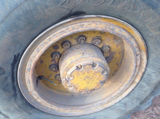 ขายรถตักล้อยาง KOMATSU PAYLOADER JH65C เอวอ่อน สภาพสวย สนใจโทร 081-970-1072