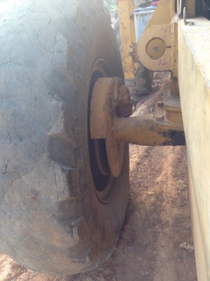 ขายรถตักล้อยาง KOMATSU PAYLOADER JH65C เอวอ่อน สภาพสวย สนใจโทร 081-970-1072