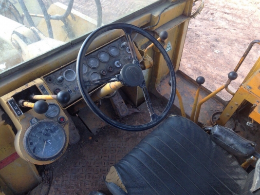 ขายรถตักล้อยาง KOMATSU PAYLOADER JH65C เอวอ่อน สภาพสวย สนใจโทร 081-970-1072