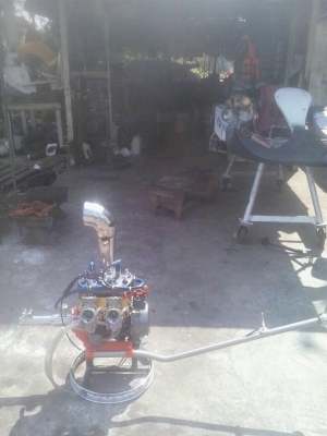 ขายเครื่องเจ็ทสกีสำหรับเรือ2ตอน พร้อมใส่เรือข้างในเดิม ชุดไฟมอไซค์ คาบูมอไซค์ พร้อมชุดแท่น สตาร์ทไดร์