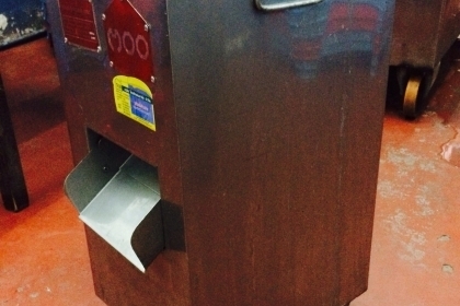 ขาย ขายเครื่องหั่นหมู หมูย่าง,หมูสะเต๊ะ สภาพ99\% ราคา 7,500