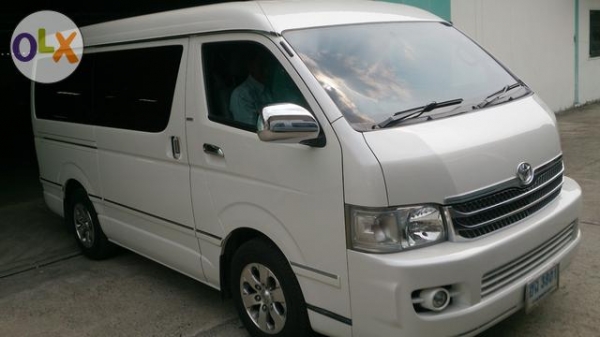 2008 Toyota Ventury 2.7g เบนซิน ออโต้ lpg หัวฉีด ถังเเคปซูล สีขาวมุก เบาะหนัง3 แถว 11ที่นั่ง