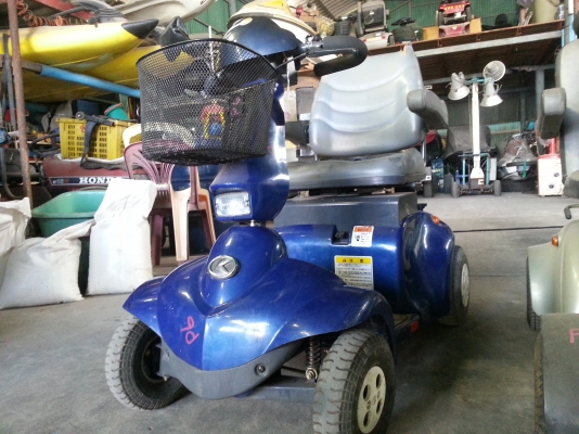 ขายรถไฟฟ้า 4ล้อ Suzuki มีหลายรุ่นครับ ขายรถไฟฟ้า 4ล้อ Suzuki มีหลายรุ่นครับ