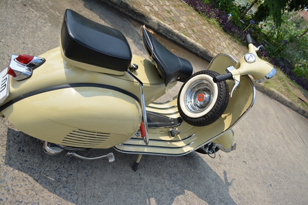Vespa 150 **64**
