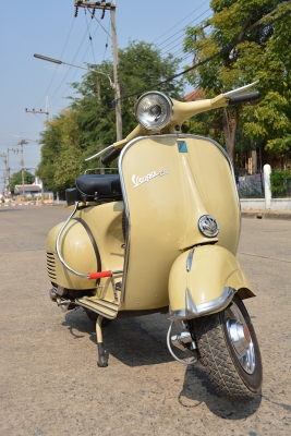 Vespa 150 **64**