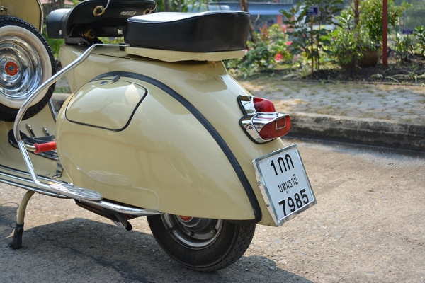 Vespa 150 **64**