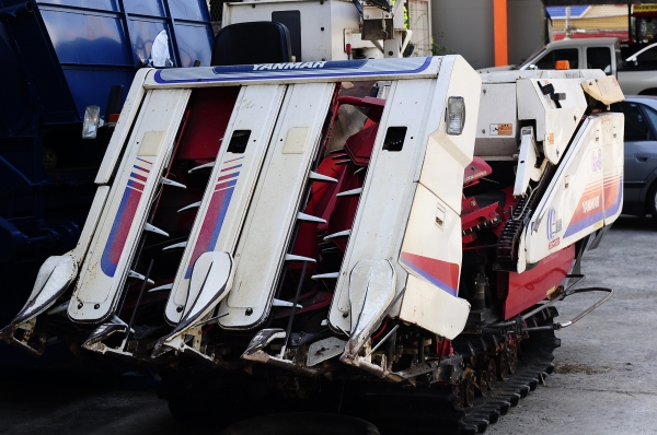 รถเกี่ยว นวดข้าว ยันมาร์