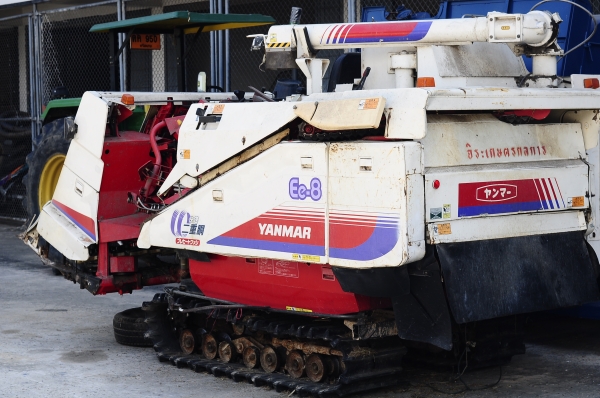 รถเกี่ยว นวดข้าว ยันมาร์