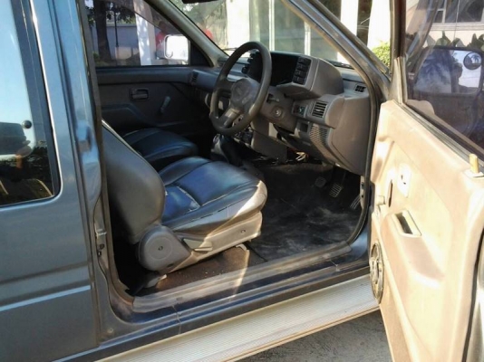 ขายอีซูซุtfrมงกรทองยกสูง 2500cc ปี93