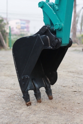 ขายรถแบคโฮ KOBELCO SK-030 (เทียบเท่า PC30-7) นำเข้าจากญี่ปุ่น ติดต่อ 086-775-7900, 086-324-1992