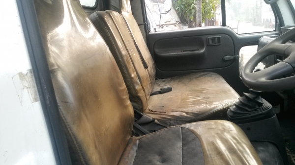 ขายรถนิสสัน4ล้อ เก่านอกไม่มีเครื่องเกียร์เอาไปทำอีแต๋น หรือแยกขายหัว40000 กระบะ12000 ช่วงล่างแซสซีมีครบมีหม้อน้ำ ถังน้ำมัน พวงมาลัยเพาเวอร์ 40000 ขายรวม 75000 บาท