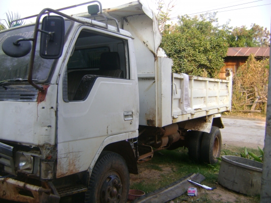 ขายเหมา/แยก แคนเตอร์ 115  แรง  KS  110 แรง  ( ราคา รวม )  550,000 บาท