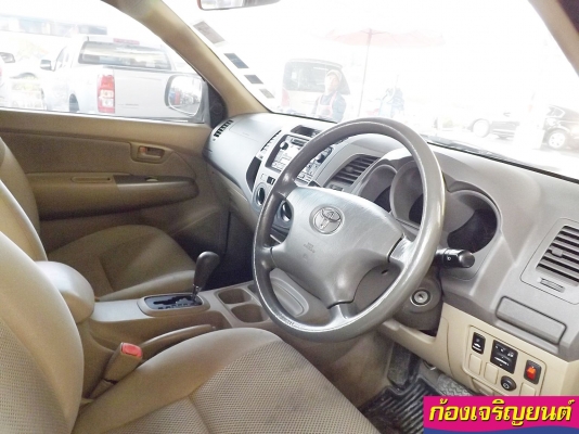 TOYOTA VIGO เกียร์ออโต้ 4 ประตู 3.0G AIRBAG ABS ปี 2009 TOYOTA VIGO เกียร์ออโต้ 4 ประตู 3.0G AIRBAG ABS ปี 2009