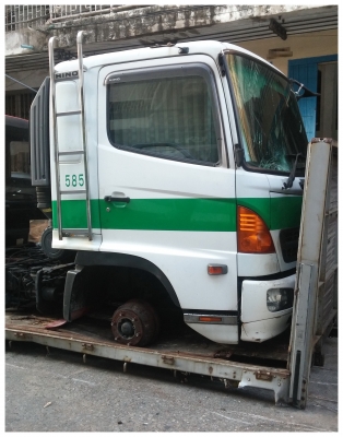 หัวเก๋งHino Mega