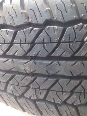 ยางใหม่ถอดป้ายแดง25570R16ดันลอบ