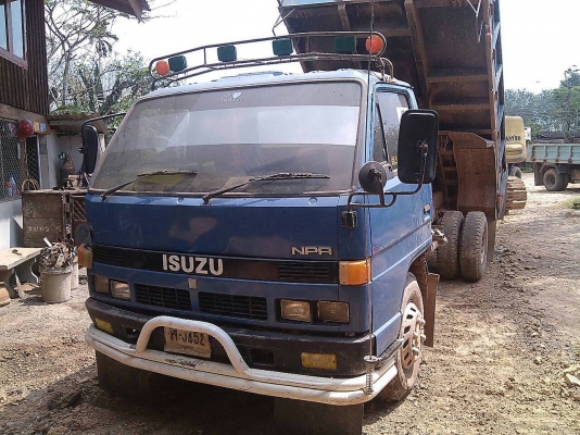 หกล้อ อีซูซุ NPR115แรงเกียร์สั้น ปี37รถห้าง สภาพดีบางเดิมทั้งคัน ดั้มสามมิตรสวยๆพร้อมใช้ ทะเบียนพร้อมโอน&hellip;ทุกจังหวัด บริการขับส่งถึงบ้าน&hellip;เด้อครับ