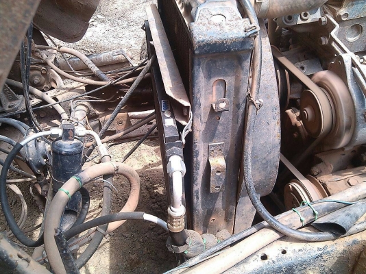 หกล้อ อีซูซุ NPR115แรงเกียร์สั้น ปี37รถห้าง สภาพดีบางเดิมทั้งคัน ดั้มสามมิตรสวยๆพร้อมใช้ ทะเบียนพร้อมโอน&hellip;ทุกจังหวัด บริการขับส่งถึงบ้าน&hellip;เด้อครับ