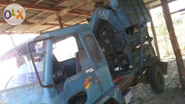 ขายรถนวดข้าวเกษตรพัฒนาสิงเปลือยห้าฟุตจัมโบ้รถสี่ล้อกลางเครื่องอีซูซุ85แรงราคาถูกๆ 79000 บาท รถสวยเครื่องดี