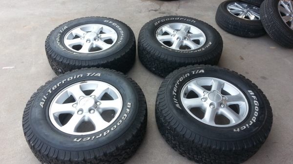 ล้อแม็คเดิม ดีแม็ค พร้อมยาง BF 245-75R16