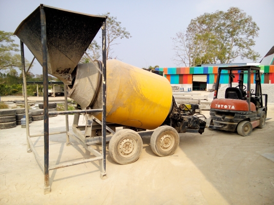 ขาย โม่ปูน 1คิว